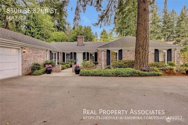 8500 SE 82nd St in Mercer Island, WA - Building Photo - Building Photo