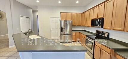 640 Brookfield Pl in Apopka, FL - Building Photo - Building Photo