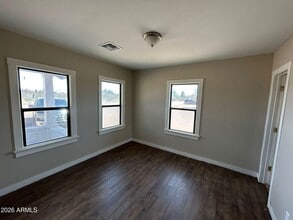 2106 N Cougar Pl in Douglas, AZ - Building Photo - Building Photo