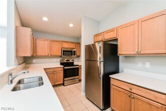 2902 64th St W in Lehigh Acres, FL - Building Photo - Building Photo