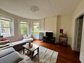 96 Calumet St, Unit 1 in Boston, MA - Building Photo - Building Photo