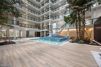 4031 Gulf Shore Blvd N in Naples, FL - Building Photo - Building Photo