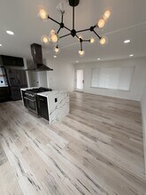 5536 Encina Dr in San Diego, CA - Building Photo - Building Photo