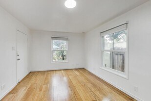 1225 University Ave in Berkeley, CA - Building Photo