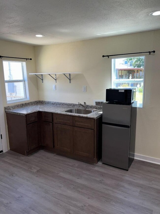 3944 Clermont Dr in New Orleans, LA - Building Photo - Building Photo