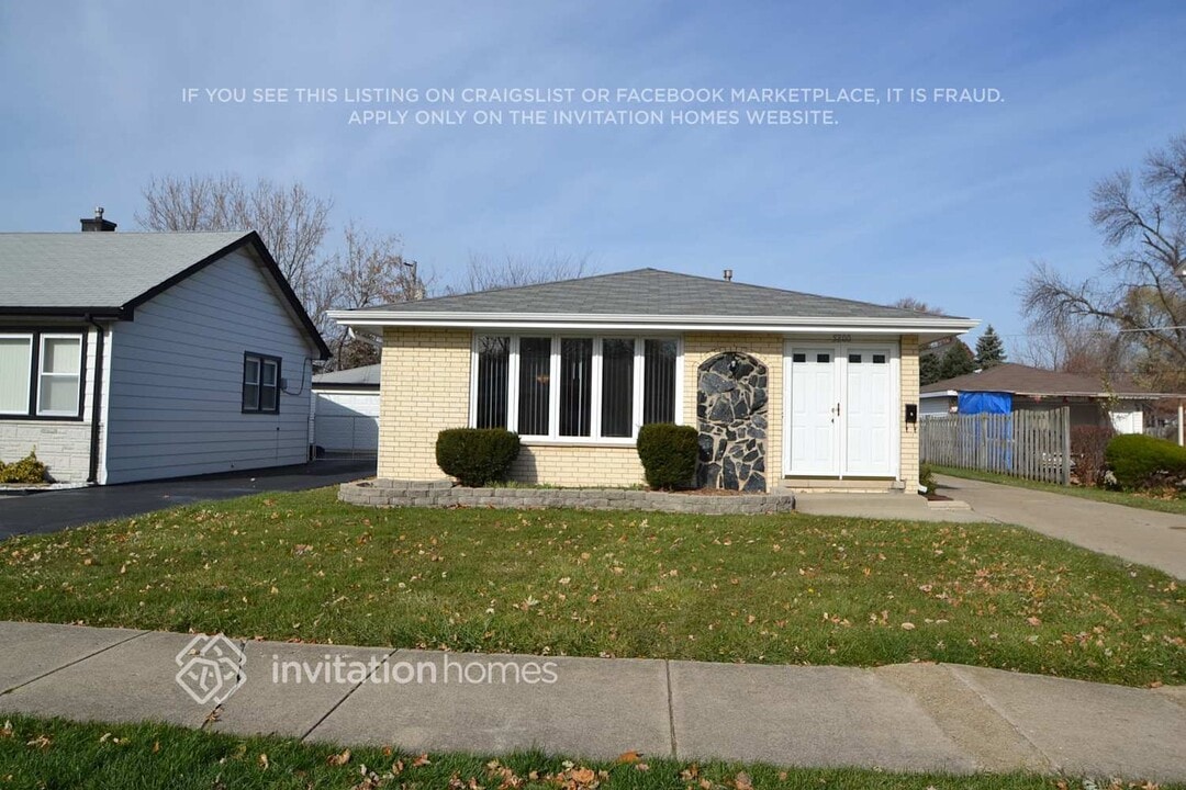 5300 Otto Pl in Oak Lawn, IL - Building Photo