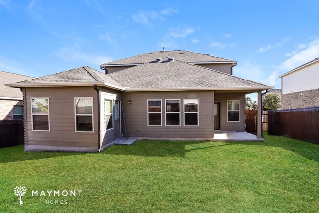 12611 Ponder Ranch in San Antonio, TX - Building Photo - Building Photo