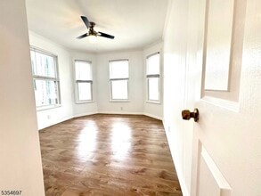 53 Mission St in Montclair, NJ - Building Photo - Building Photo