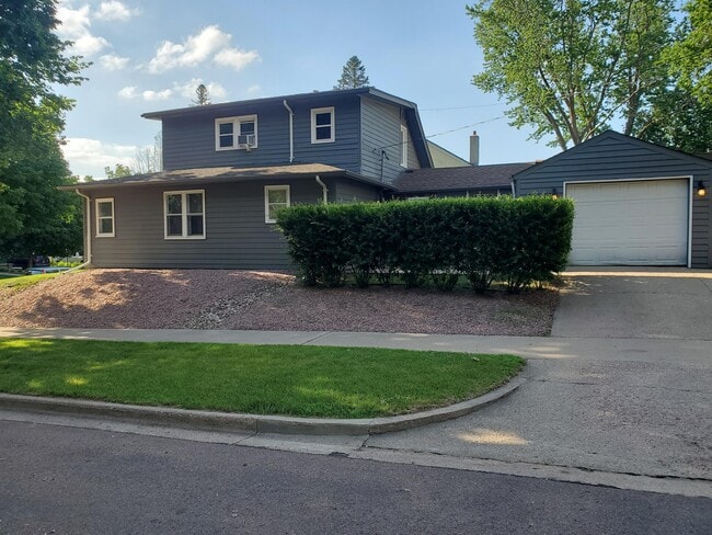 property at 2220 S 1st Ave