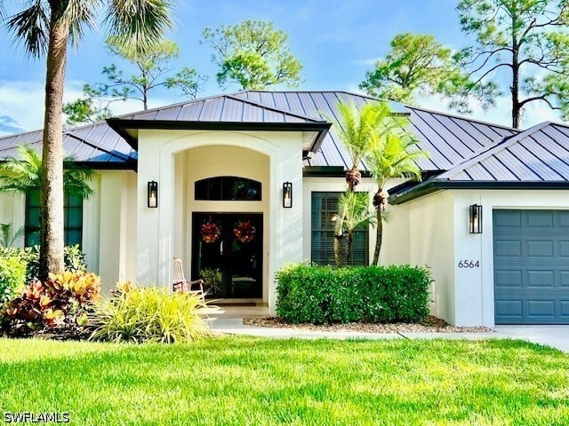 6564 Chestnut Cir in Naples, FL - Building Photo - Building Photo