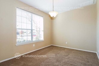 1116 Melrose Dr in Burleson, TX - Foto de edificio - Building Photo