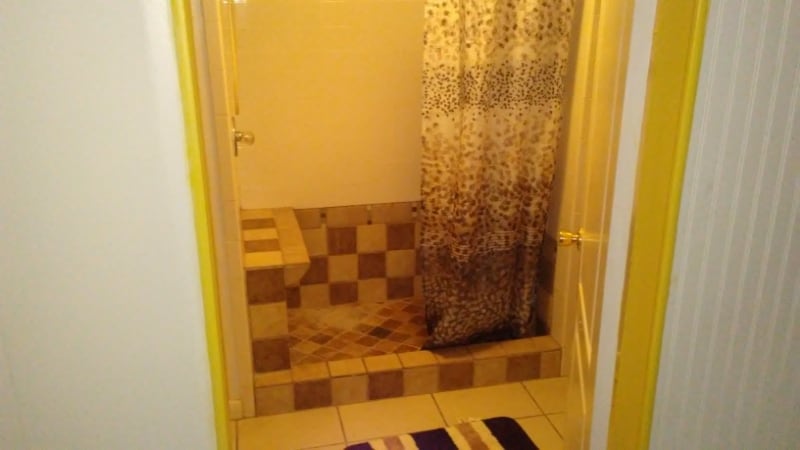 9270 NW 177th Ln in Fanning Springs, FL - Foto de edificio