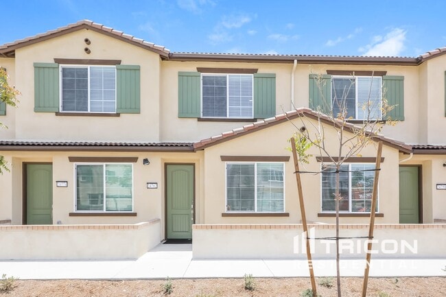 property at 24762 Ahora Ct