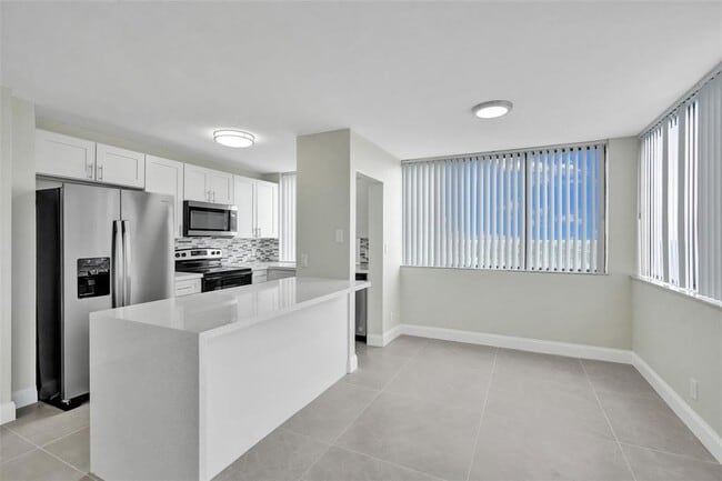 4222 Inverrary Blvd, Unit 4810