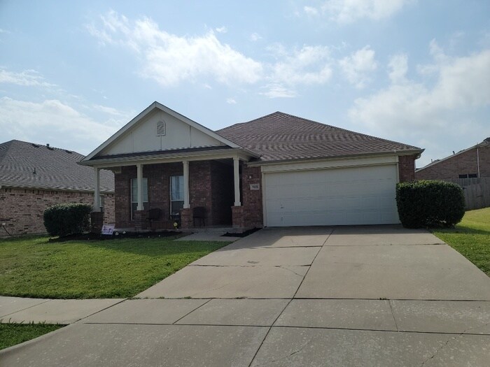 908 Tabasco Trail in Arlington, TX - Building Photo