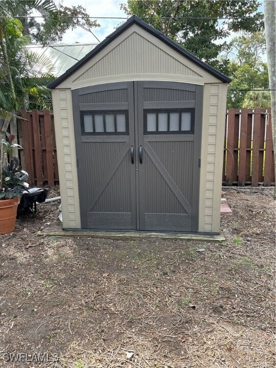 27652 Imperial Shores Blvd in Bonita Springs, FL - Building Photo