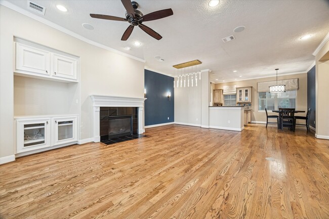property at 5706 Blossom St