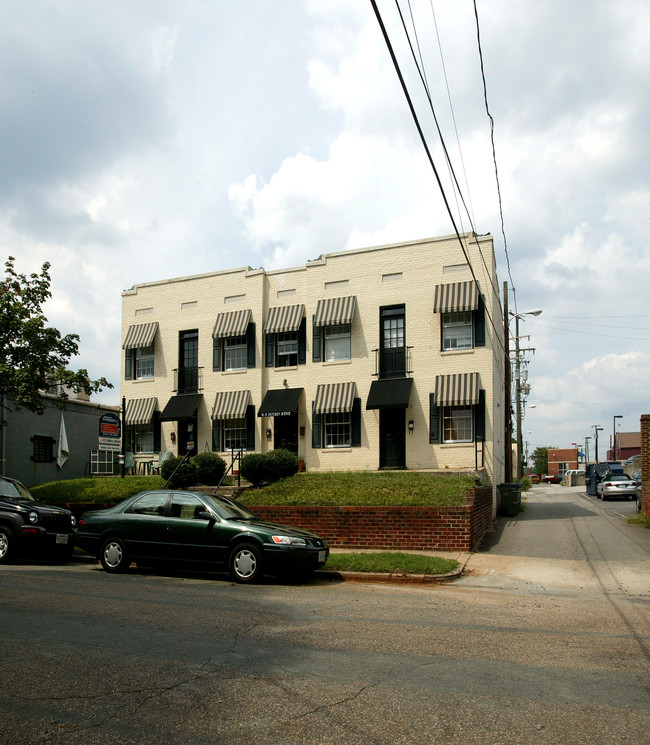 16 S Dooley Ave in Richmond, VA - Foto de edificio - Building Photo