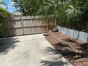 6211 5th Ave S in St. Petersburg, FL - Building Photo - Building Photo
