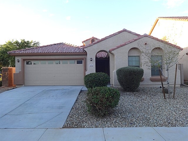 10440 W Magnolia St in Tolleson, AZ - Building Photo