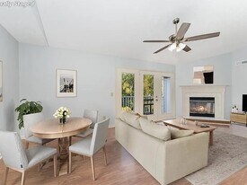 3701 Cotswold Ter, Unit 7K in Greensboro, NC - Building Photo