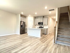 926 Field Ivy Dr in Fuquay Varina, NC - Building Photo - Building Photo