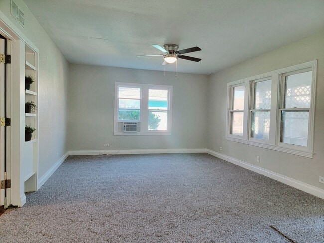 813 28th St in Orange, TX - Foto de edificio - Building Photo