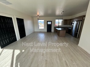 1528 Trumble Creek Rd in Kalispell, MT - Building Photo - Building Photo
