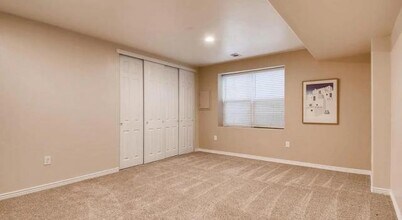 4545 S Monaco St in Denver, CO - Building Photo - Building Photo