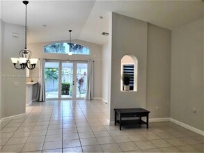 15429 SW 25th Terrace in Miami, FL - Building Photo - Building Photo