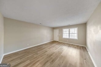 245 Kimberly Way SW, Unit 245 in Marietta, GA - Building Photo - Building Photo
