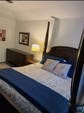 103 Acapulco Ct in Lakeway, TX - Foto de edificio - Building Photo