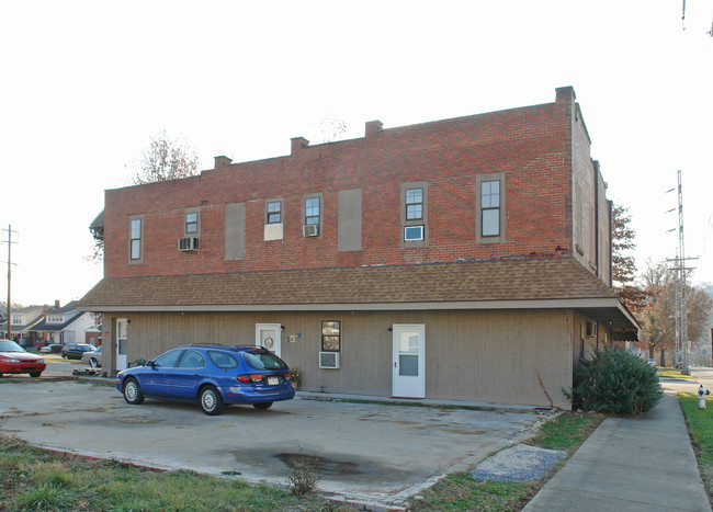 430 9th Ave in Huntington, WV - Building Photo - Building Photo