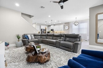 13320 Magnolia Valley Dr in Clermont, FL - Building Photo - Building Photo