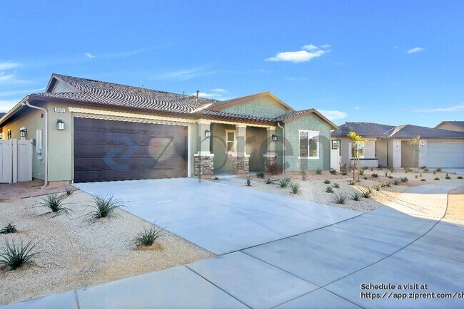 5602 Gem Ct in Lancaster, CA - Building Photo - Building Photo