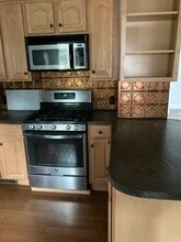 70 Greenwood Ave, Unit 1st floor main in Bethel, CT - Building Photo - Building Photo