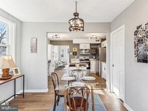3141 Chepstow Ln in Falls Church, VA - Building Photo - Building Photo