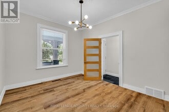 111 Spadina Ave in Ottawa, ON - Building Photo - Building Photo