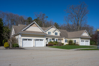 Salisbury Hill in Worcester, MA - Building Photo - Primary Photo