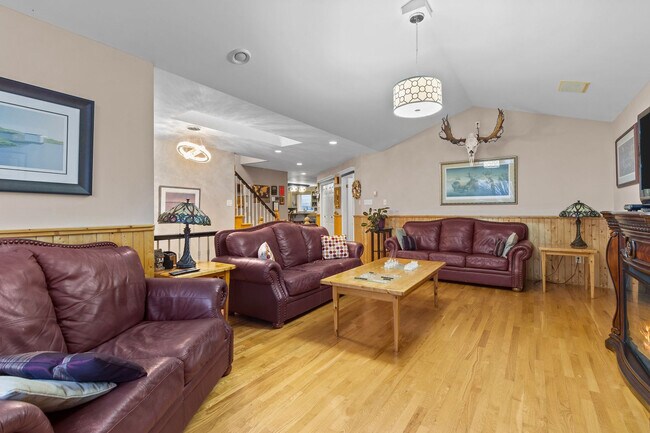 17 Stanleys Rd in Conception Bay South, NL - Building Photo - Building Photo