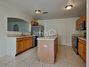 10619 Opus Dr in Riverview, FL - Building Photo - Building Photo