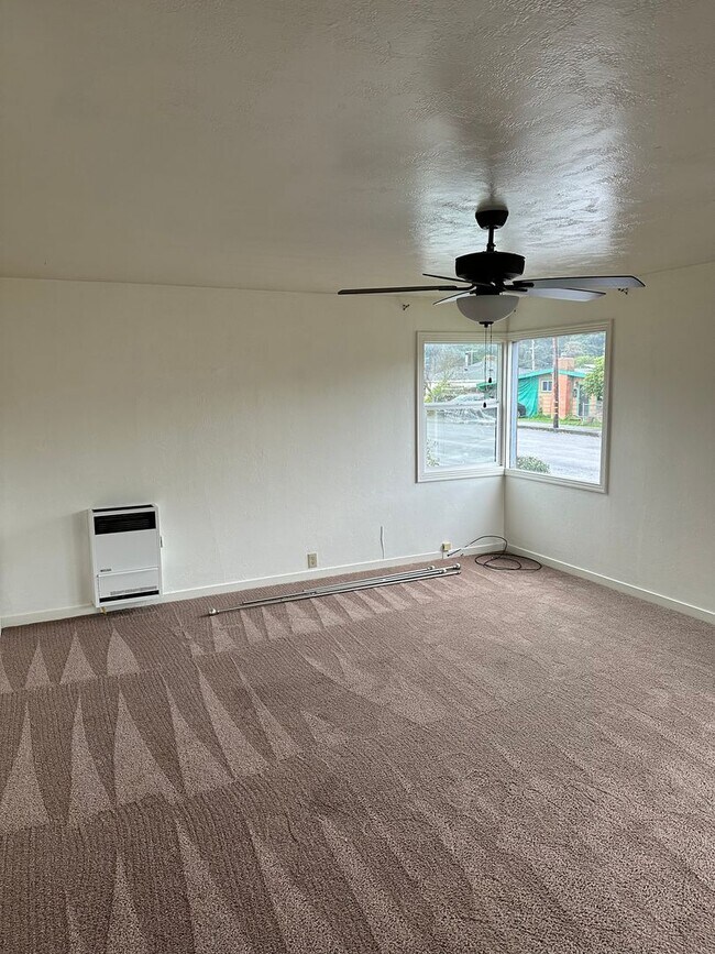 3852 G St in Eureka, CA - Building Photo - Building Photo