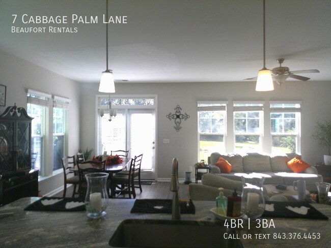 7 Cabbage Palm Ln in Bluffton, SC - Building Photo - Building Photo