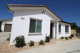 2343 N Arthur Ave in Fresno, CA - Building Photo