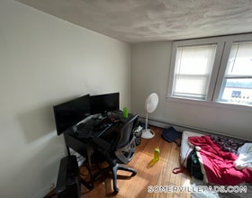 11 Burnham St, Unit 3 in Somerville, MA - Foto de edificio - Building Photo