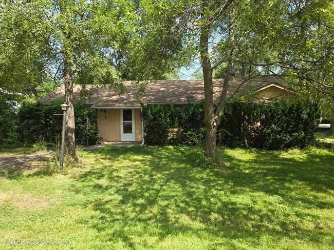 6206 Hillcrest Rd in Cary, IL - Building Photo - Building Photo