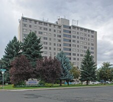 Lilac Plaza Retirement Home Apartamentos