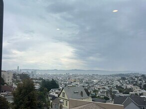 1360 Clayton St in San Francisco, CA - Building Photo - Building Photo
