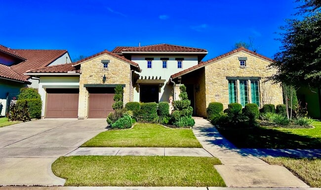 property at 4922 Summer Manor Ln