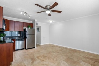 1856 NE 46th St, Unit F3F in Fort Lauderdale, FL - Foto de edificio - Building Photo